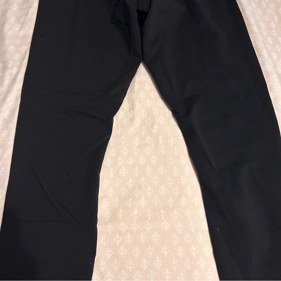 Lululemon Tech Mesh Tight - Picture 11 of 11